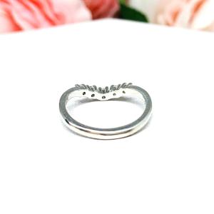 Round 2mm CZ 5 Stone Curved Wedding Band