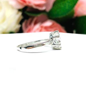 Oval Near Colorless 9x7mm Cubic Zirconia 6 Prong Engagement Ring