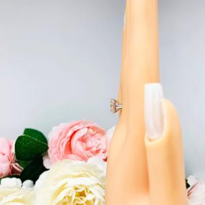 Windmill Cut Emerald Cubic Zirconia Engagement Ring Size 5.5