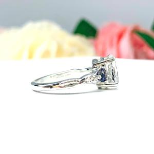 Natural White Topaz Oval Iolite 3 Stone Ring - Sterling silver setting