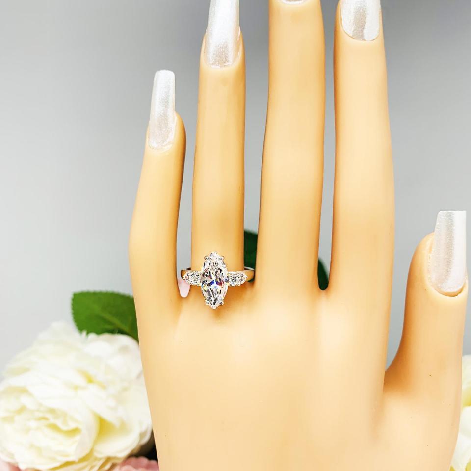 Marquise 14x7mm Cubic Zirconia Round Accents Engagement Ring