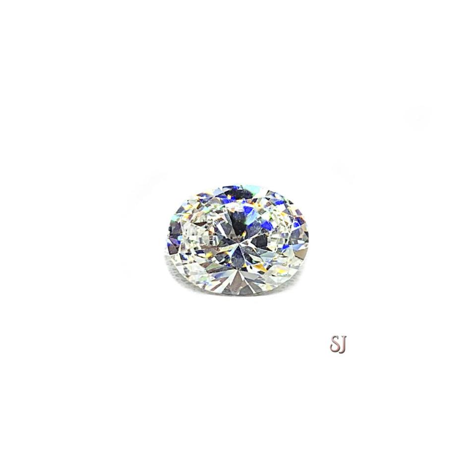 Oval Near Colorless Cubic Zirconia Loose 10x8mm (2.5 carats) Diamond Simulant