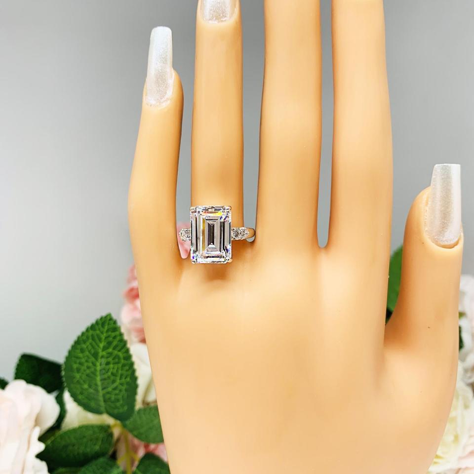 Emerald Cut CZ 14x10mm 6 Carat Engagement Ring Round Accents Size 7