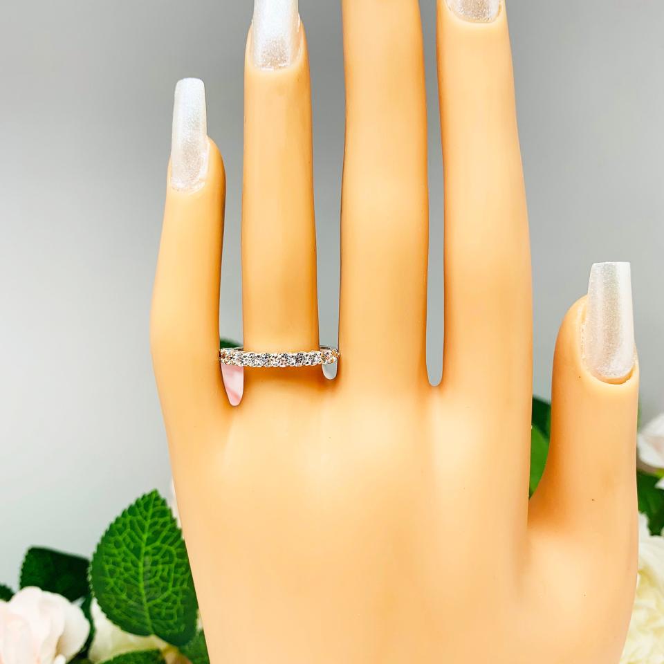 Round Cubic Zirconia Wedding Band – 2.5mm, 12-Stone, Sterling Silver