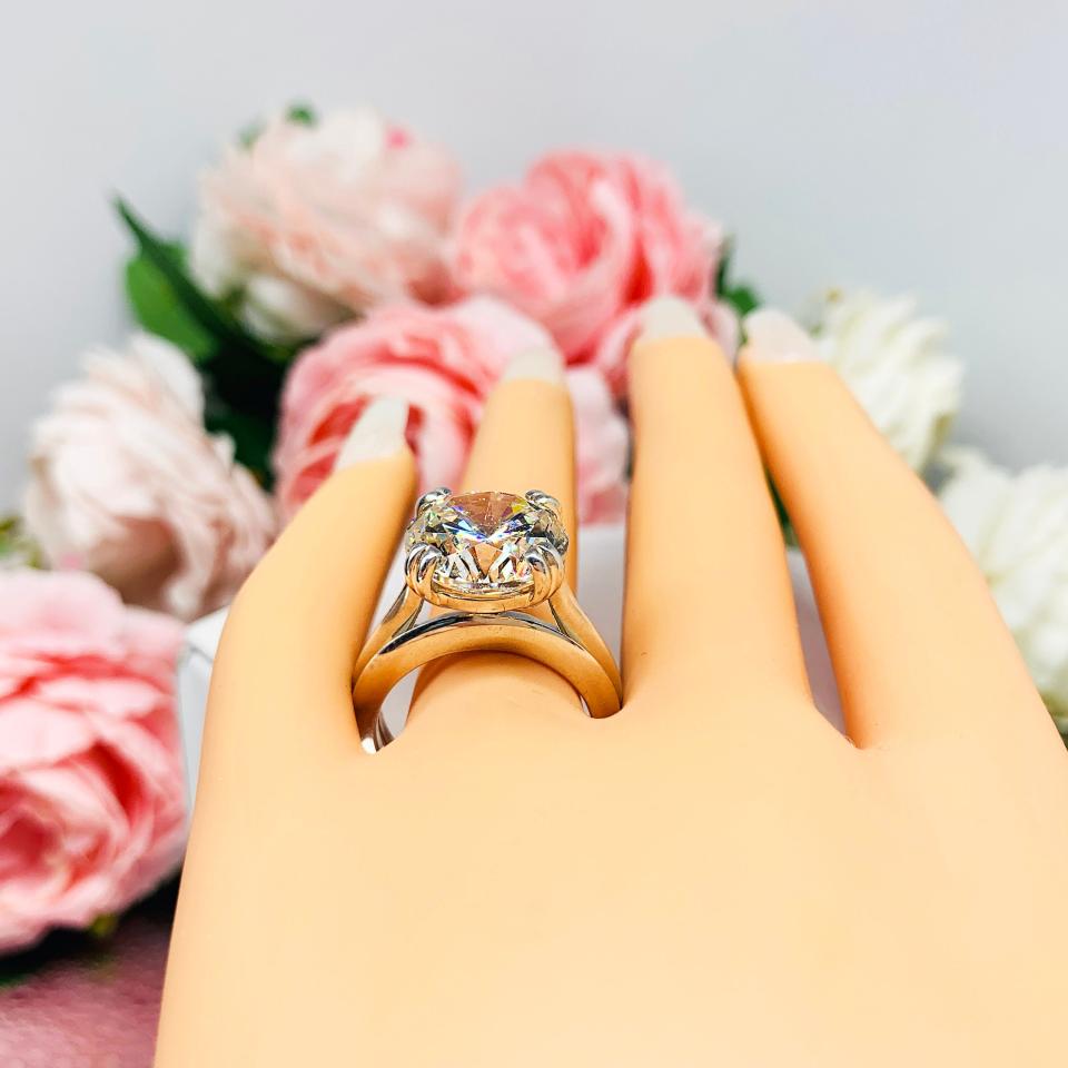 Round 13mm CZ Engagement Wedding Ring Set Knife Edge Matching Band Near Colorless CZ Size 8