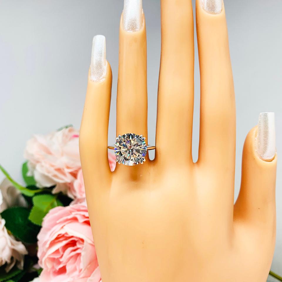 Round 13mm CZ Engagement Wedding Ring Set Knife Edge Matching Band Near Colorless CZ Size 8