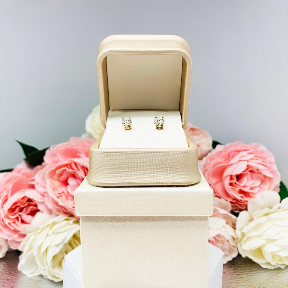 Earrings Gift Presentation Box - Shimmer champagne color - Includes ivory color outer box