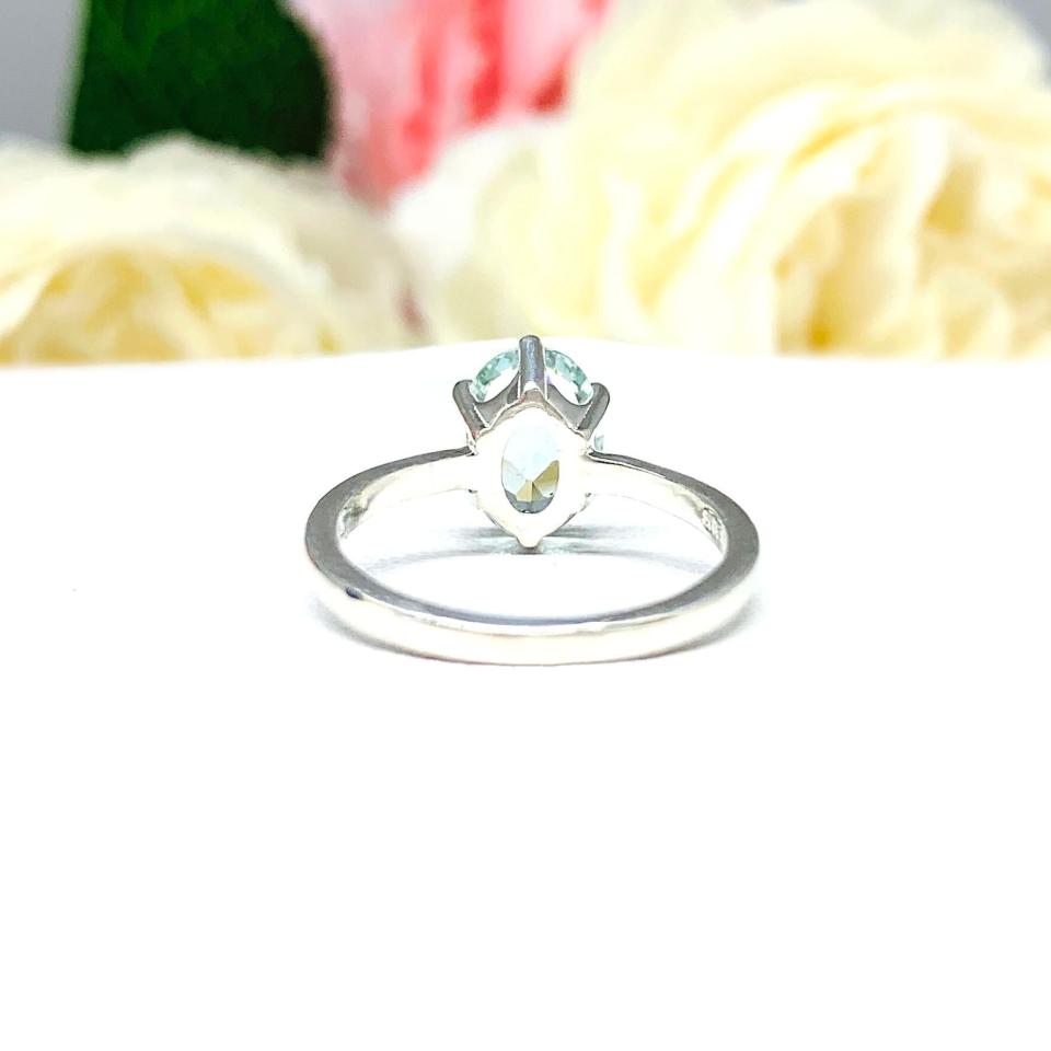 Natural Aquamarine 9x7mm Oval Ring Size 8