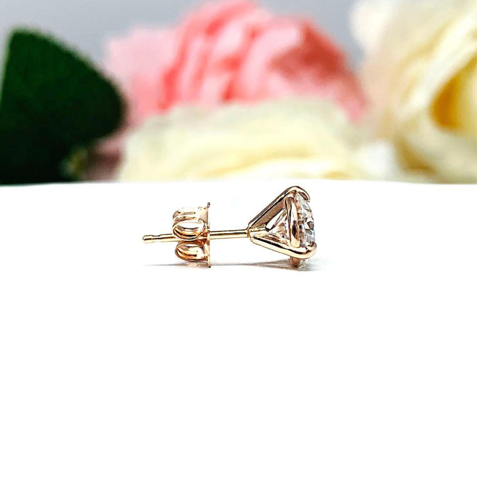 Round Moissanite Martini SINGLE STUD 14k Gold Earring Authentic