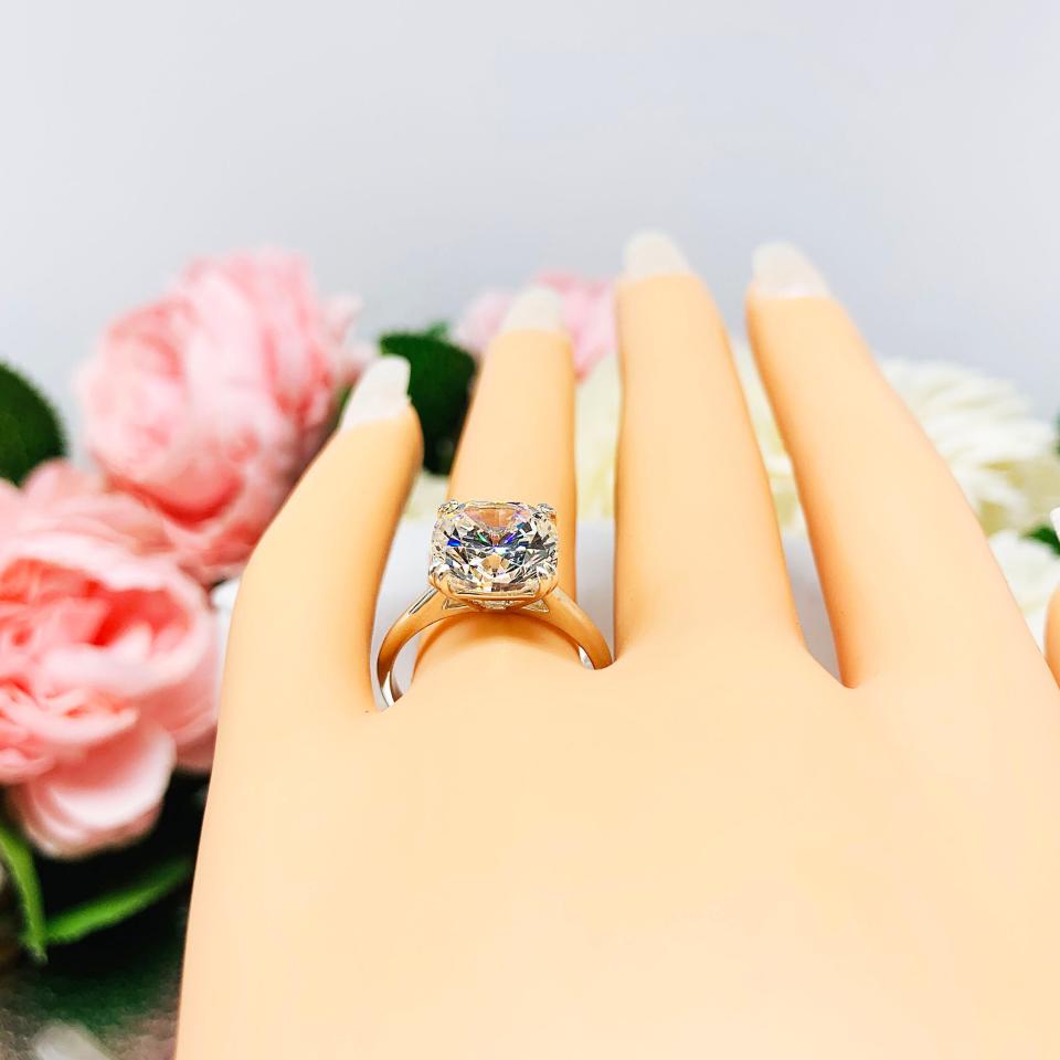 Cushion 10mm Near Colorless CZ Split Prong Engagement Ring