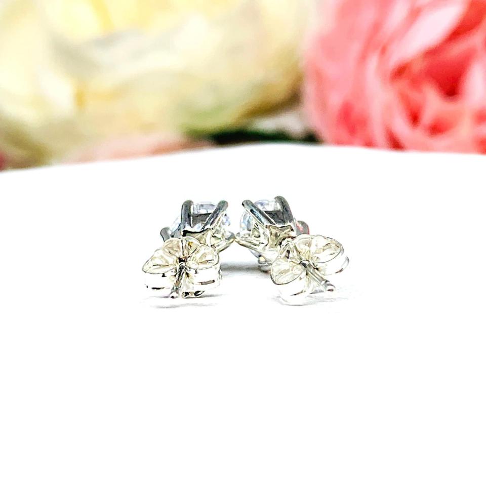 Oval Cubic Zirconia Sterling Silver 6 Prong Stud Earrings