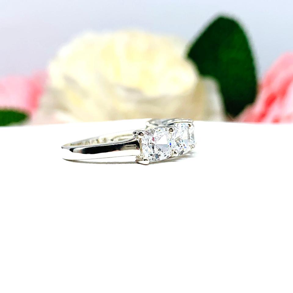Cushion CZ Five Stone Ring 5mm Cubic Zirconia Sterling Silver SIZE 6