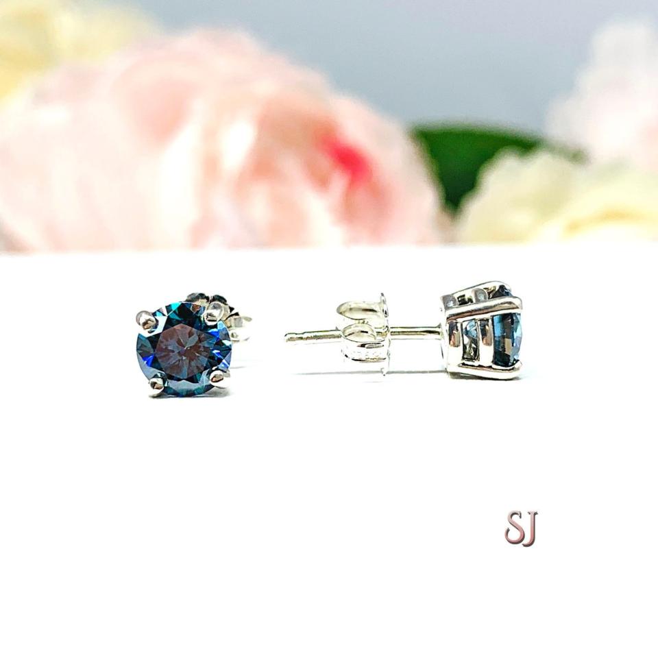 London Blue Moissanite Stud Earrings - Round authentic moissanite - Sterling silver settings