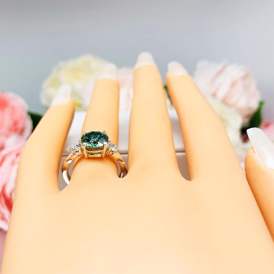 Green Moissanite 3 Stone Sterling Silver Ring - Milgrain twist band