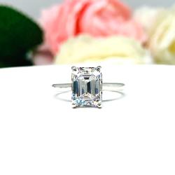 Windmill Cut Emerald Cubic Zirconia Engagement Ring Size 5.5