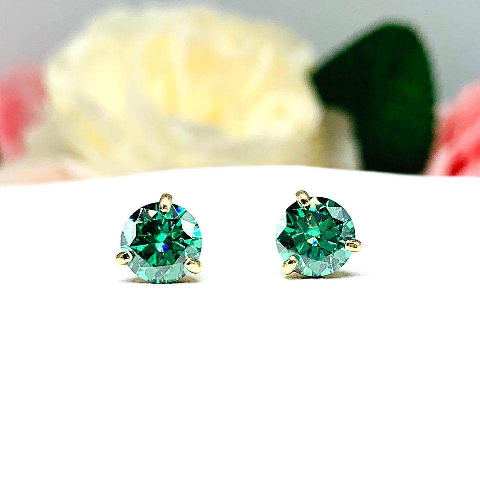 Round-Cut Emerald Green Moissanite Stud Earrings • 6mm—8mm, Martini, 14k Gold